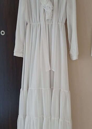40 Beden Beyaz elbise abiye 