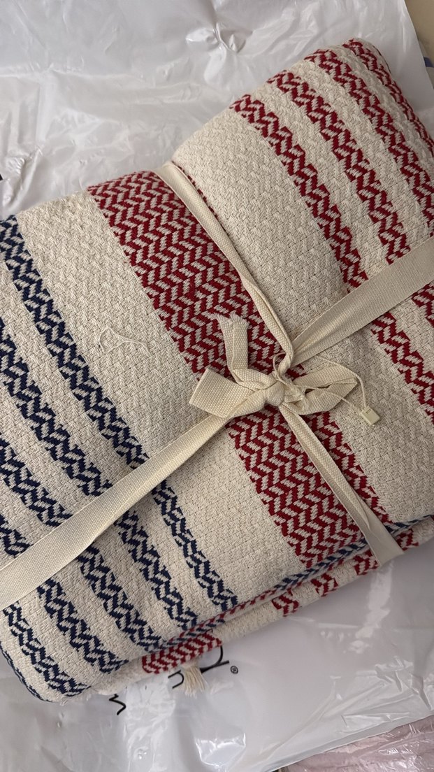 Madame Coco yatak örtüsü - Görsel 2