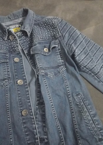 Bershka laciverBaskılı Düğmeli Kadın Denim Ceket