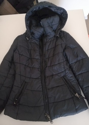 Benetton Siyah Kapüşonlu Kadın Kışlık Mont
