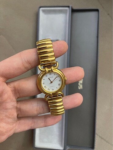 Lorus Vintage gold saat