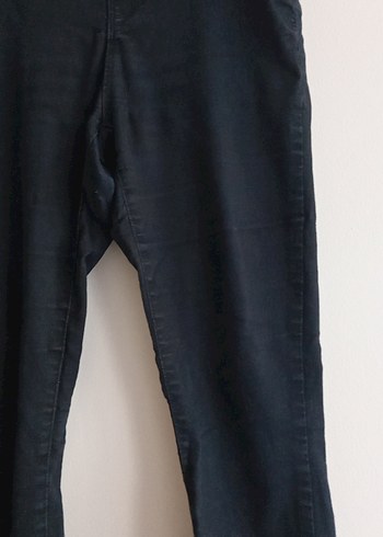 Beyaz Tişörtü kot pantolon - Görsel 12