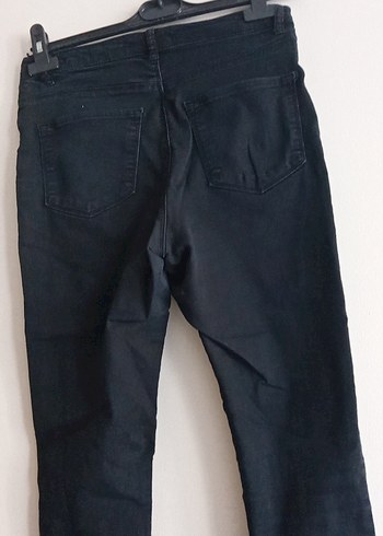 Beyaz Tişörtü kot pantolon - Görsel 19