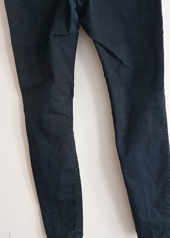 Beyaz Tişörtü kot pantolon - Görsel 20