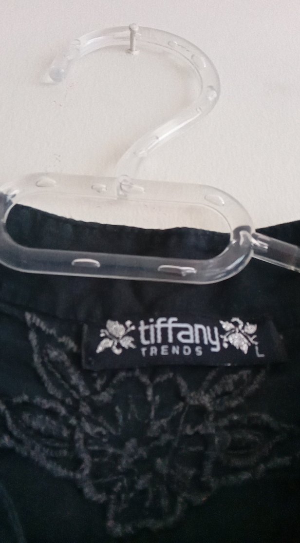 Düğmeli Siyah Nakışlı Hamile Tunik - Görsel 4