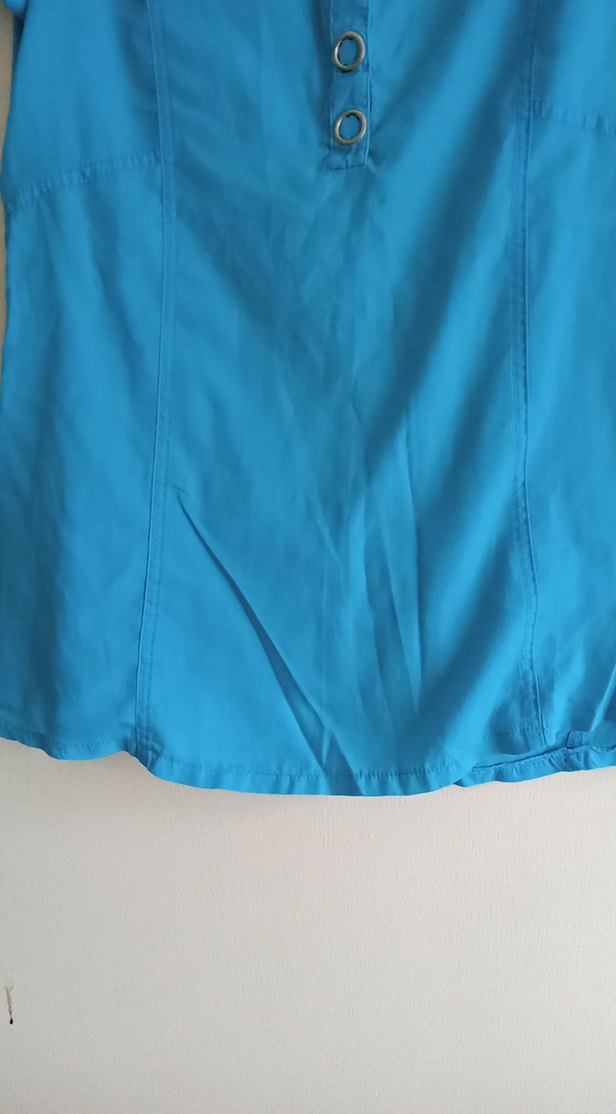 Düğmeli, Kısa Kollu Mavi Kadın Gömlek - Görsel 4