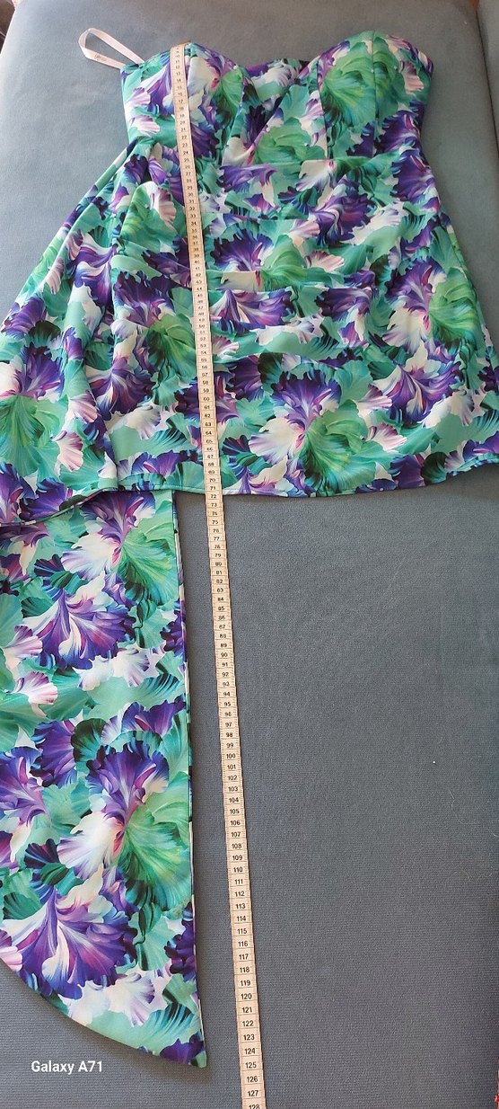 Oleg Cassini straplez abiye - Görsel 5