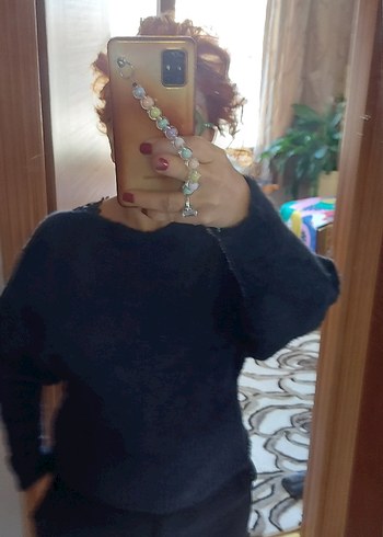 Siyah Tüylü Kadın Kazak - Görsel 3