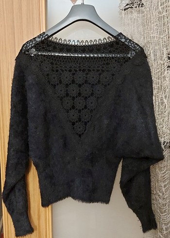 Siyah Tüylü Kadın Kazak - Görsel 2