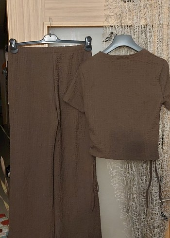 Kahverengi Takım - Görsel 2