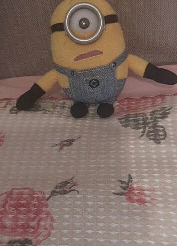 Buyuk boy minion oyuncak ve kucuk boy - Görsel 3