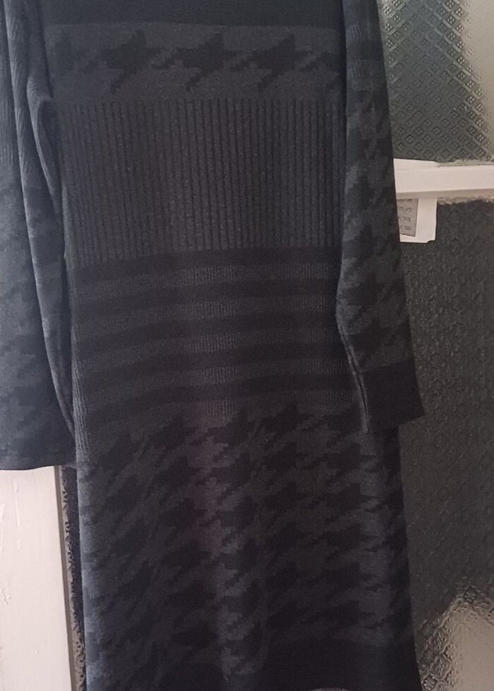 Siyah kadife elbise,1 kez dugunde giyildi.Kilo aldigim icin olmu - Görsel 4