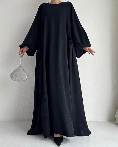 Siyah tesettür elbise (abaya)