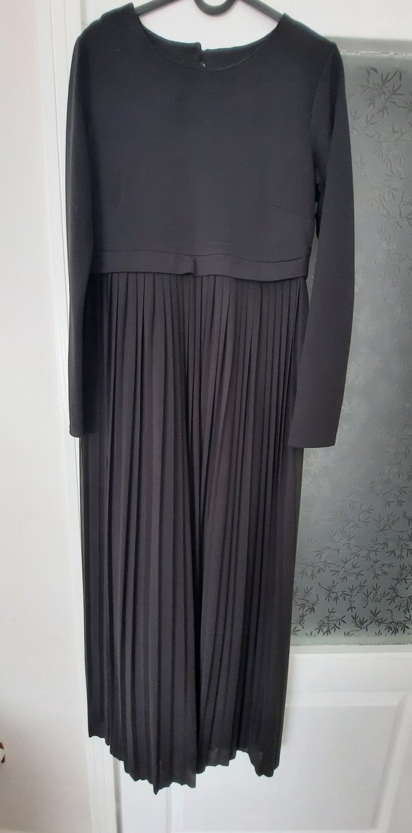 elbise Siyah Uzun Piliseli Kadın Elbise - Görsel 2