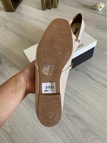 38 Beden ten rengi Renk Nine West babet