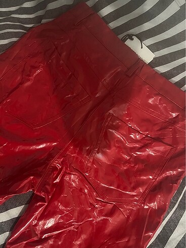 m Beden Etiketli Pull And Bear Pantolon