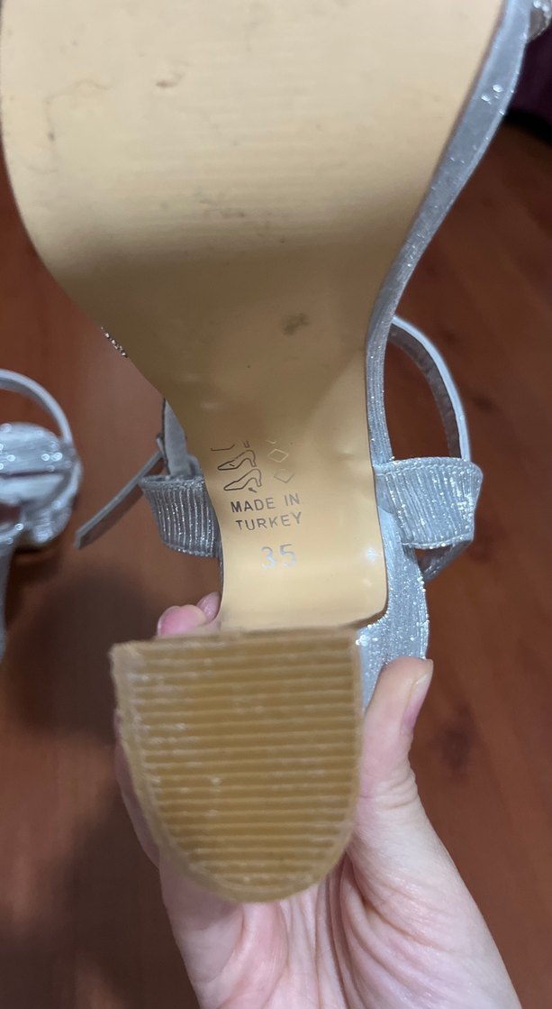 Gümüş simli abiye ayakkabısı - Görsel 4