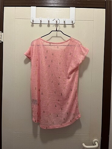 Pembe ananas desenli tişört - Görsel 2