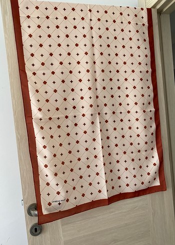  Beden Loress Polo şal