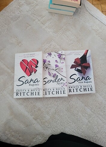 Krista & Becca Ricthie Sana Bağımlı Senden Ayrı Senda Hala Bağım