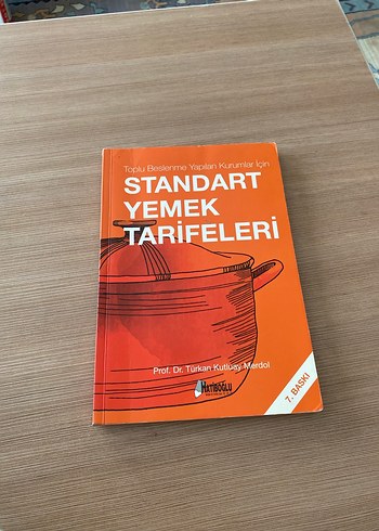 Standart Yemek Tarifeleri Kitabı