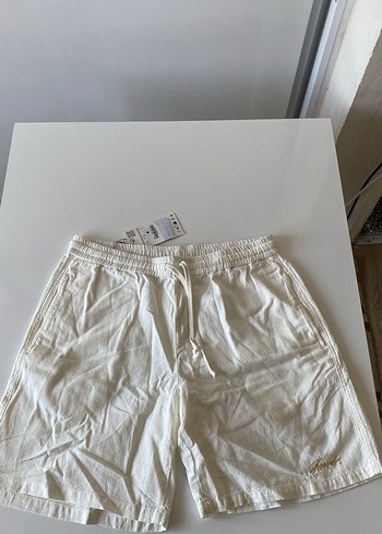 Erkek Beyaz Bol Kesim Şort - Görsel 4