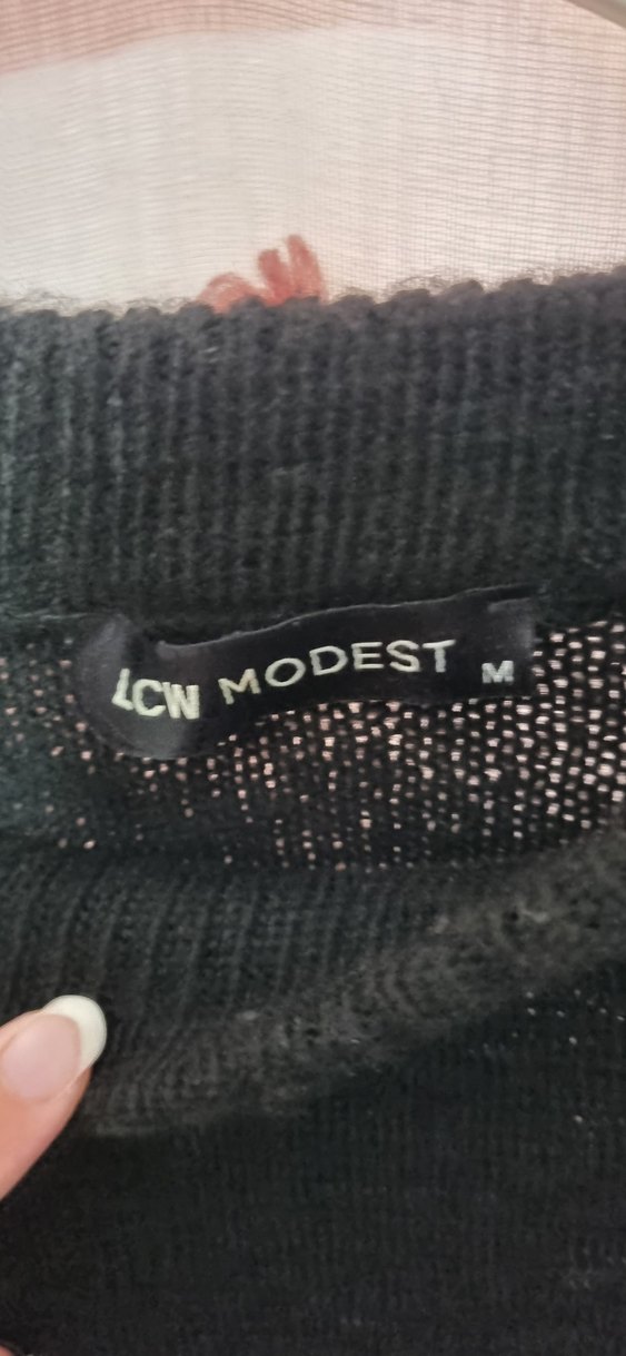 Çiçek Desenli Siyah Örgü Kadın Kazak - Görsel 3