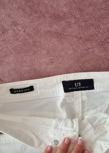 Beyaz mini Kot etek - Görsel 2