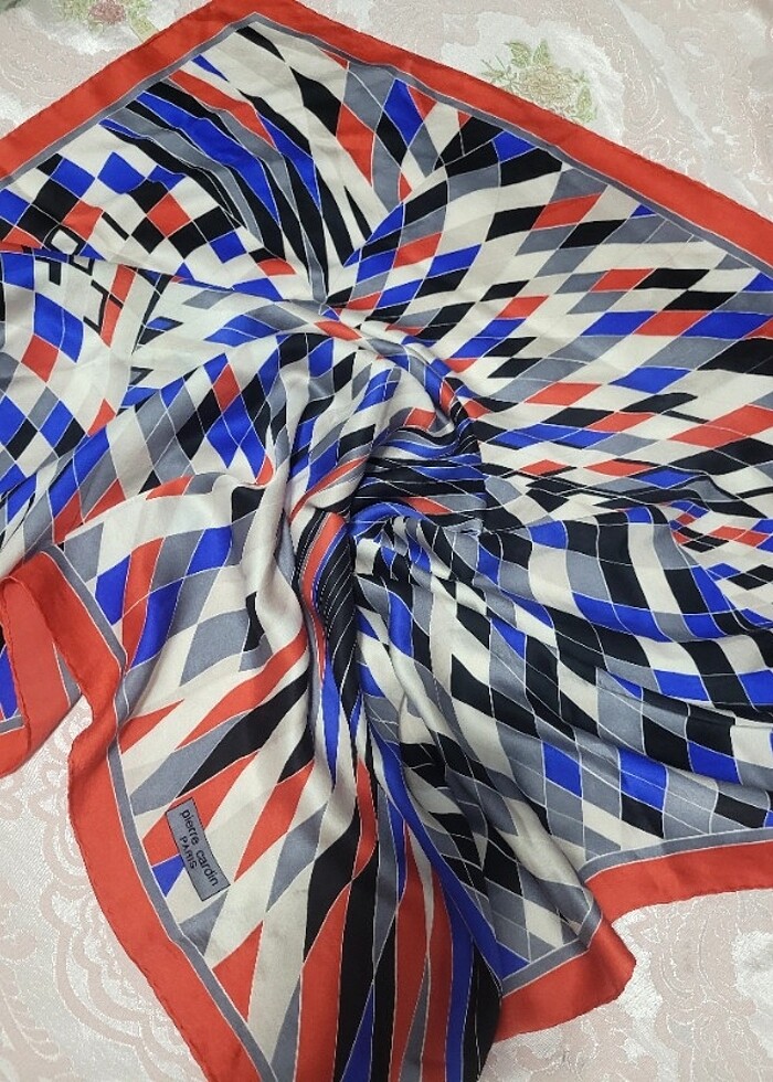 Pierre cardin ipek esarp - Görsel 3