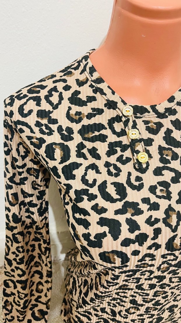 Düğmeli Leopar Desenli Uzun Kollu Kadın Bluz - Görsel 2