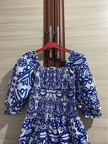 Mango MAVİ BEYAZ ELBİSE