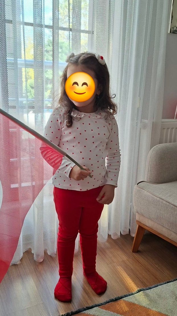 Uzun Kollu Kız çocuk Kırmızı beyaz alt üst Takım - Görsel 2