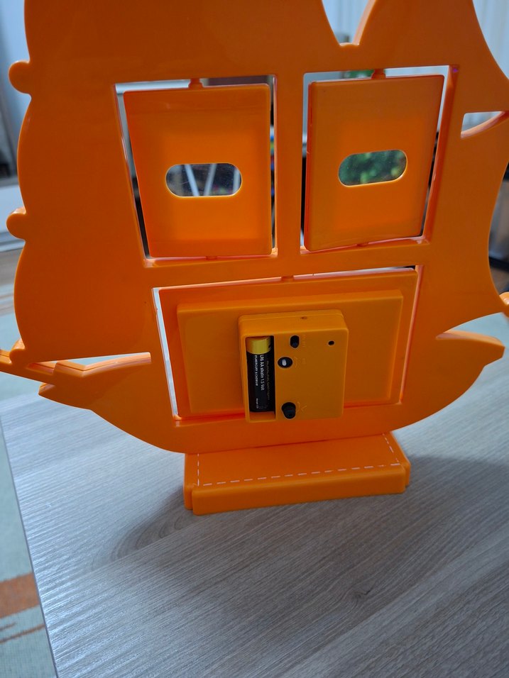 Renkli Yelkenli Masa Saati - Görsel 2