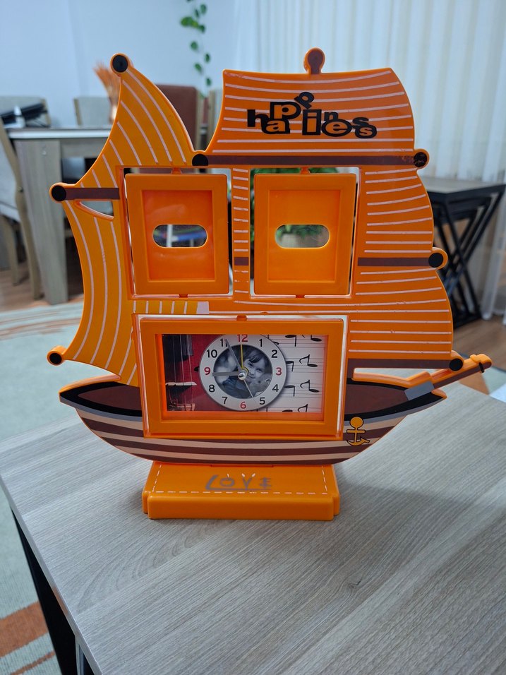 Renkli Yelkenli Masa Saati - Görsel 4