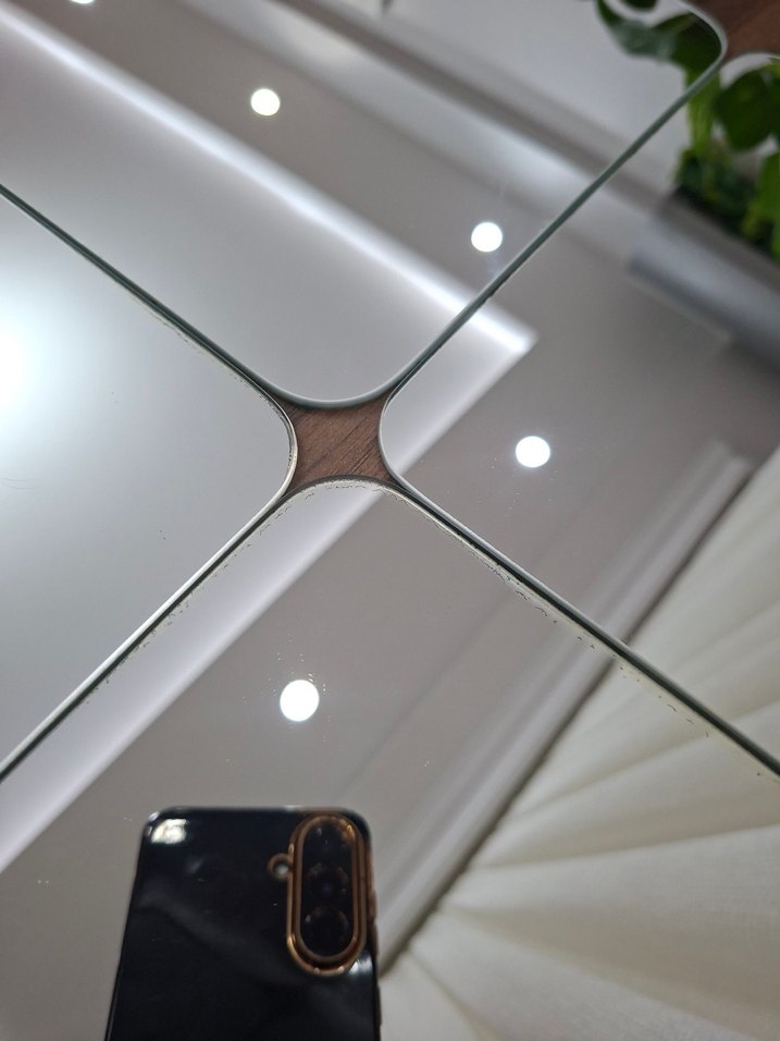 Dört Parçalı Kare Duvar Aynası Seti ıkea - Görsel 3