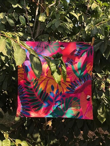 Renkli Yaprak Desenli Bandana