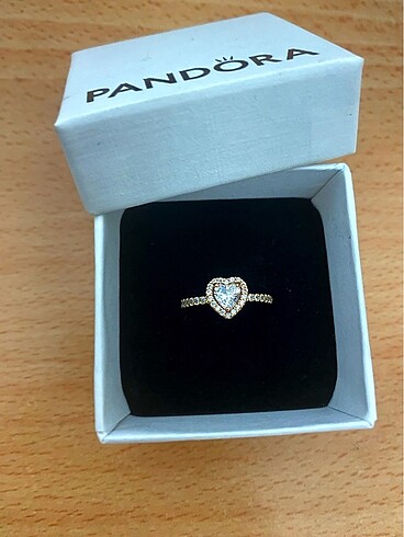 Pandora kalp yüzük