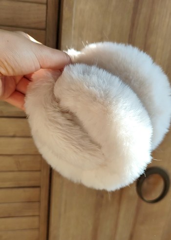Beyaz Peluş Kulaklık