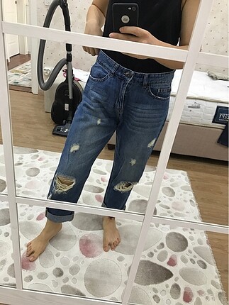 Yırtık jean