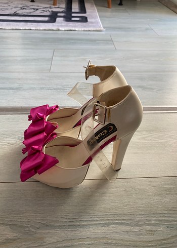 Pembe Fiyonklu Yüksek Topuklu Kadın Abiye Ayakkabı - Görsel 2