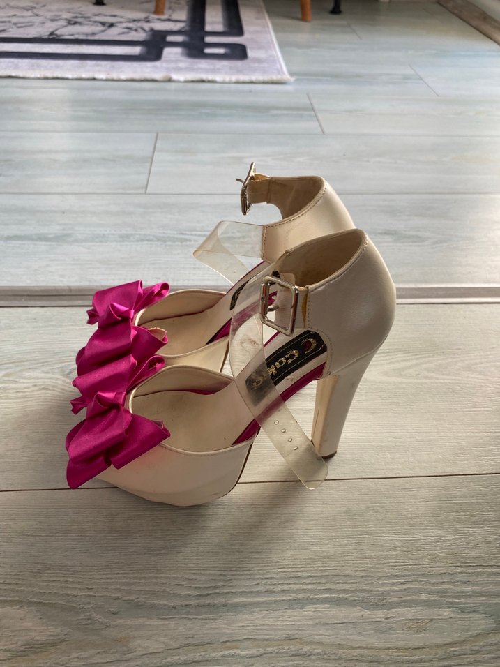 Pembe Fiyonklu Yüksek Topuklu Kadın Abiye Ayakkabı - Görsel 2