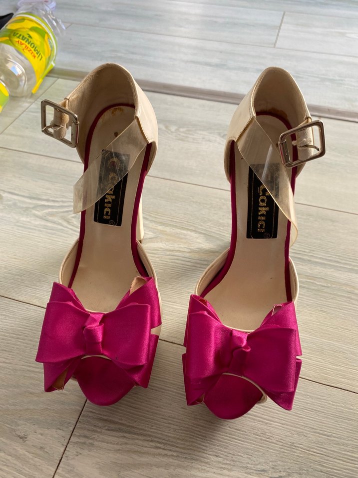 Pembe Fiyonklu Yüksek Topuklu Kadın Abiye Ayakkabı - Görsel 3