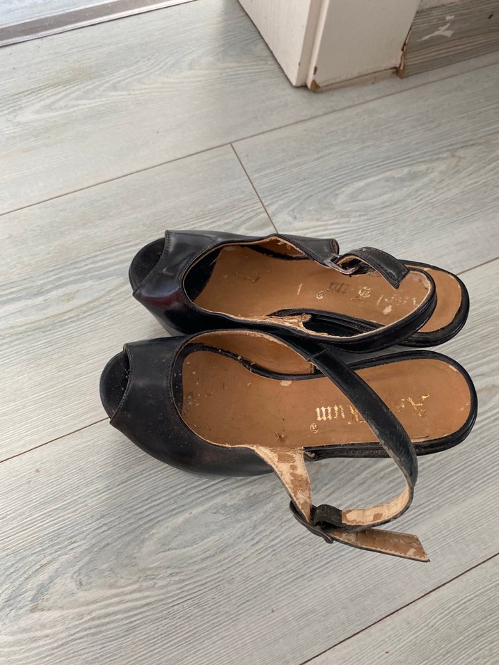 Siyah  Tokalı Dolgu Topuklu Kadın Ayakkabı - Görsel 3