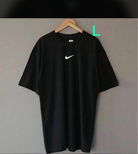 Nike tişört bedenleri mevcuttur