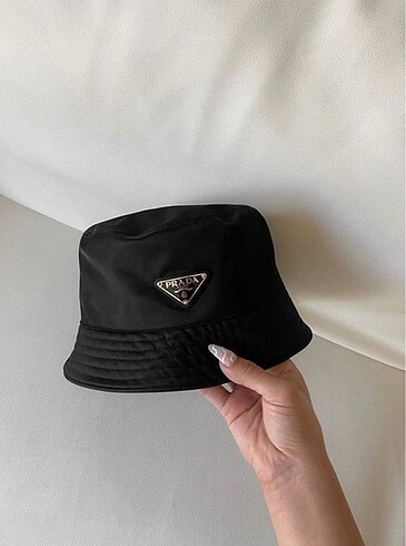  Beden Prada Bucket Hat