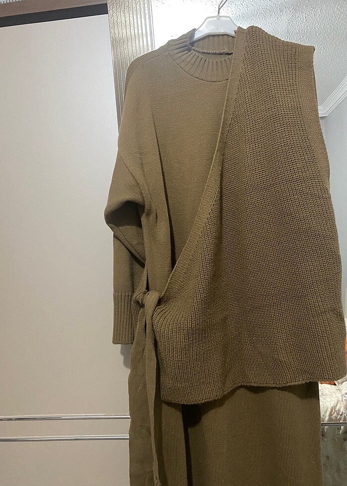 Süveterli triko elbise - Görsel 3