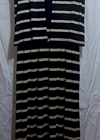 Kadın Siyah Çizgili Pilili Uzun Elbise - Görsel 2