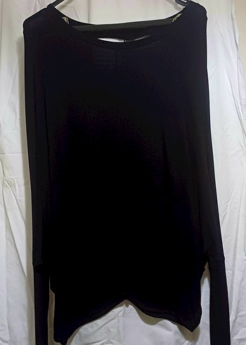 Siyah V Yakalı Uzun Kollu Gotik Bluz - Görsel 2