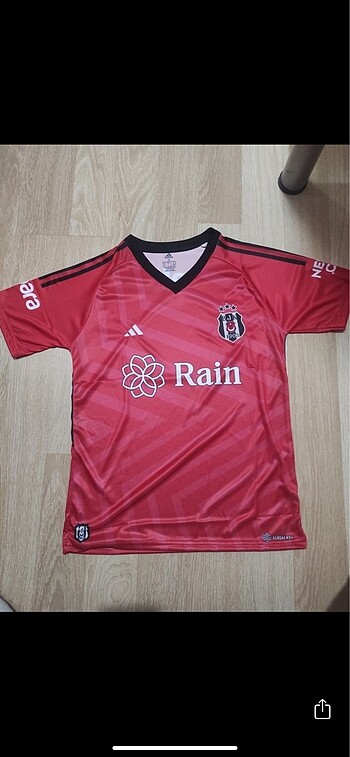 Kırmızı bjk L