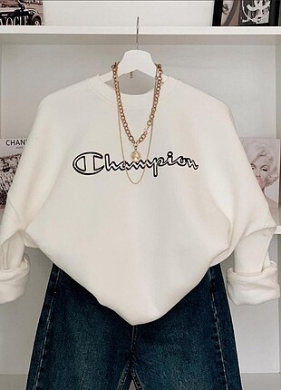 Beyaz Sweatshirt